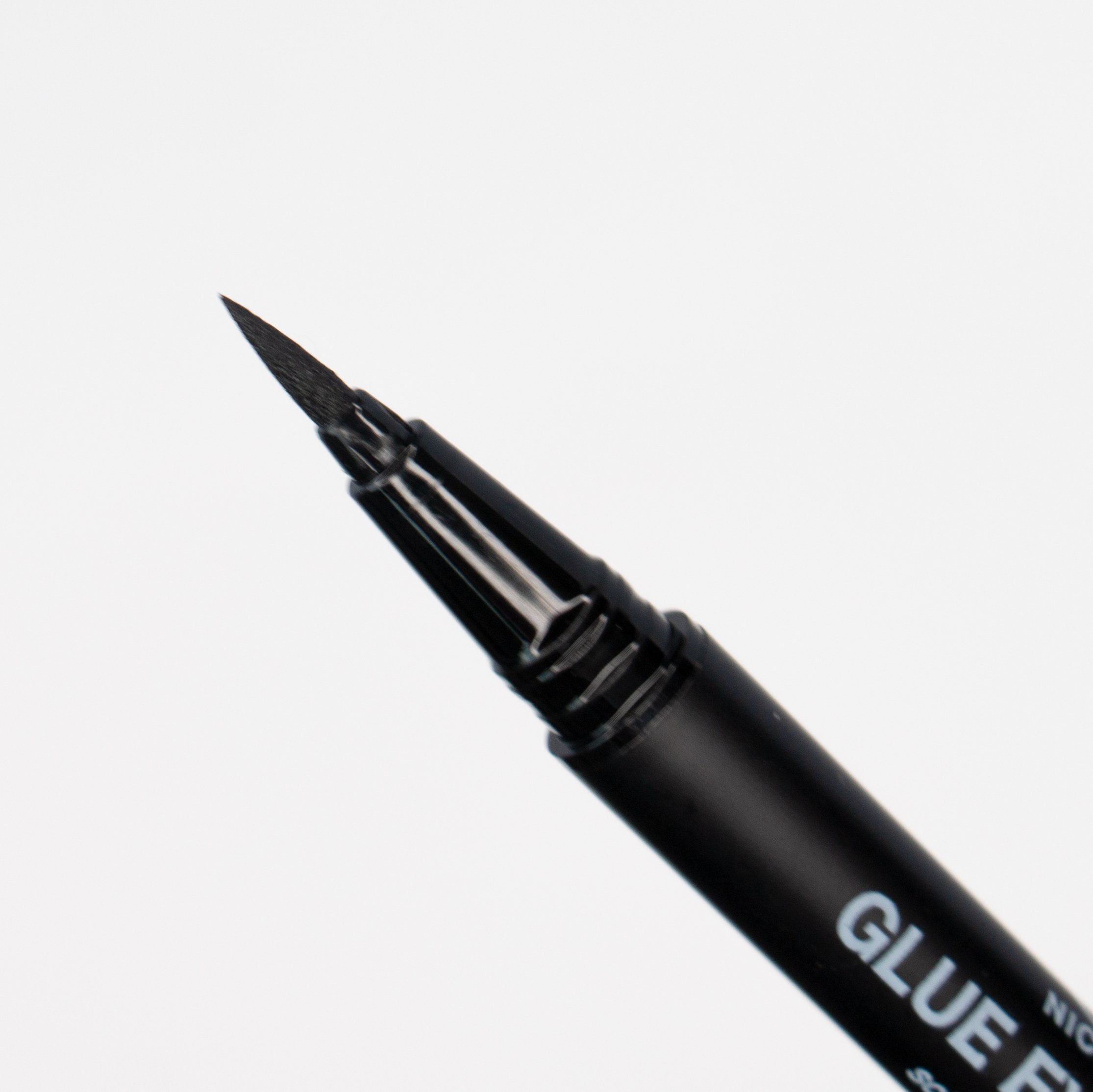 Glue Eyeliner | Transparent oder Schwarz